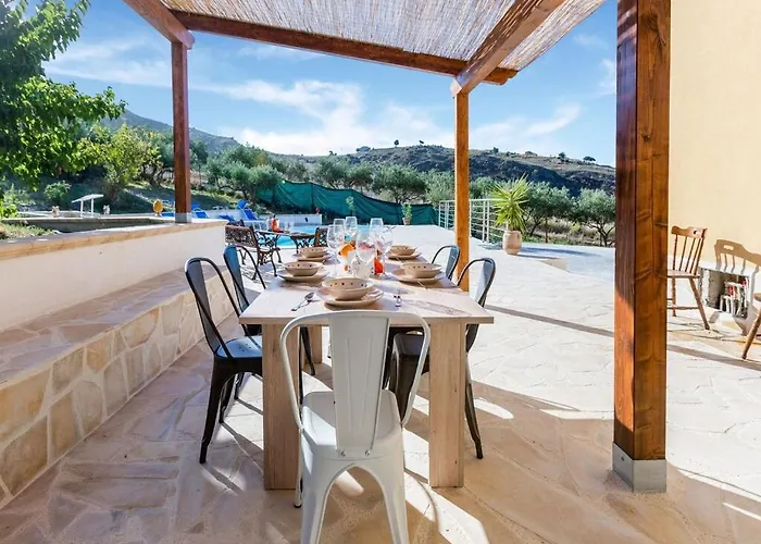 Вилла Family-friendly Sicily Реальмонте